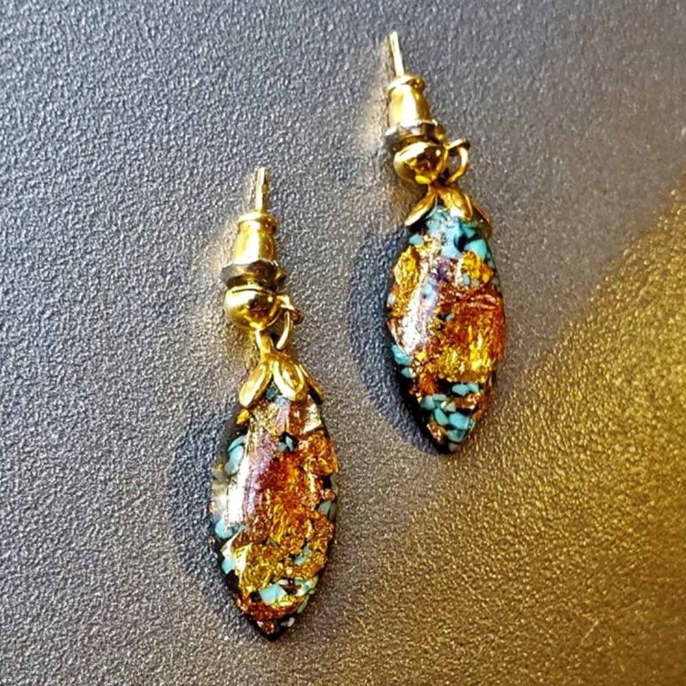Vintage "Dark Opal" Earrings - Picture 3 of 8